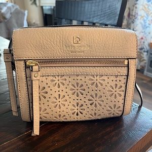 Kate Spade neutral crossbody bag